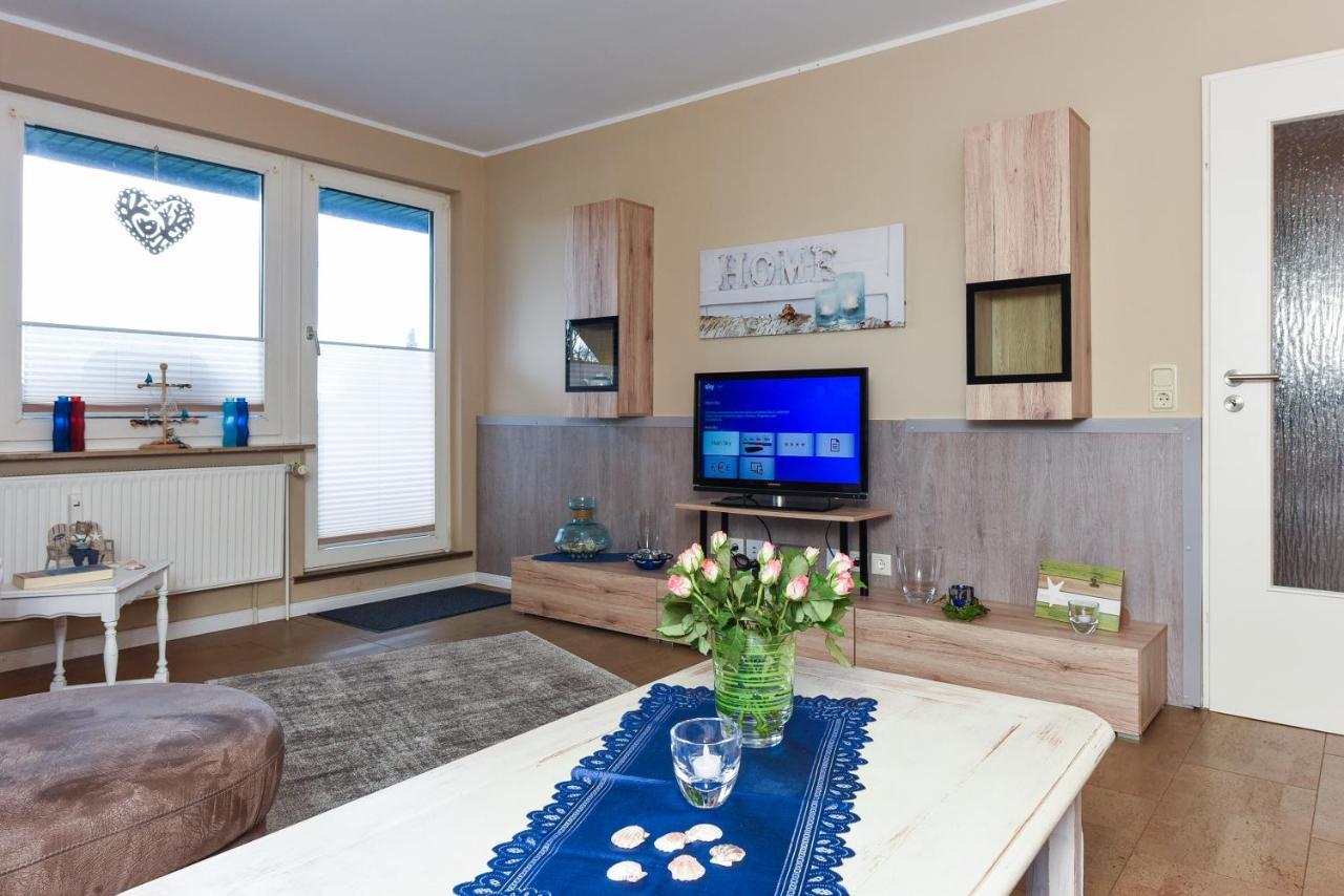 Ferienwohnung Haus Heimathafen Эзенс Экстерьер фото