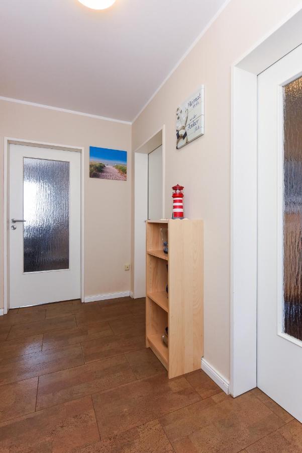 Ferienwohnung Haus Heimathafen Эзенс Экстерьер фото